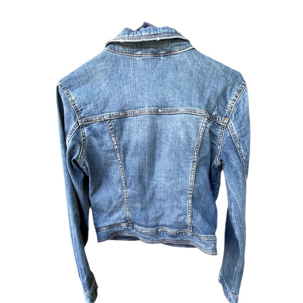 Aeropostale size M denim jacket. Lightly distressed. - Picture 3 of 8